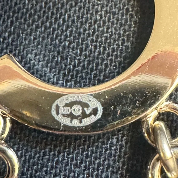 20B CHANEL CHA NEL Gold Dangle Letter Earrings, RUNWAY - Picture 3 of 7